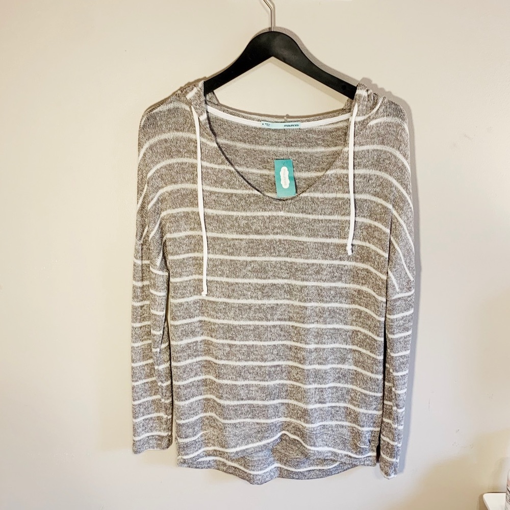 NEW Maurices grey & white striped pullover sweater